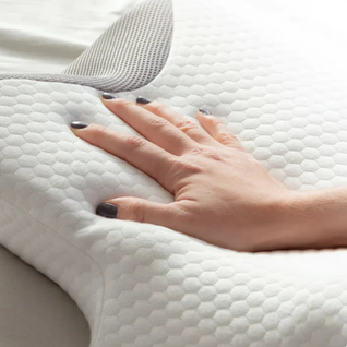 NeckAlign™ – Ergonomisk Sovkudde för nacke & rygg